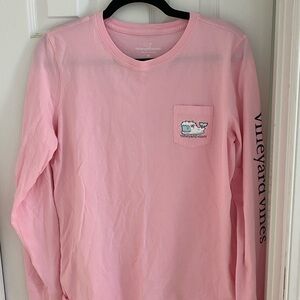 Vineyard Vines Women’s Light Pink Long Sleeve Tee with Snow Whale